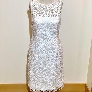 🔥NWOT‼️Adrianna Papell Design Evenings-White Crochet Overlay Sheath-Sz 6